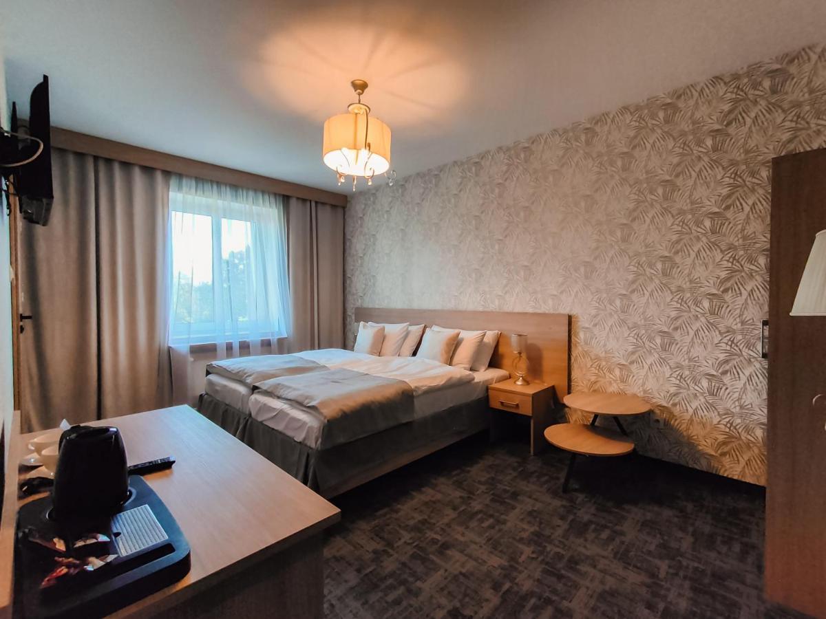 Sztuka Smaku - Restauracja I Hotelik Świdnica 外观 照片