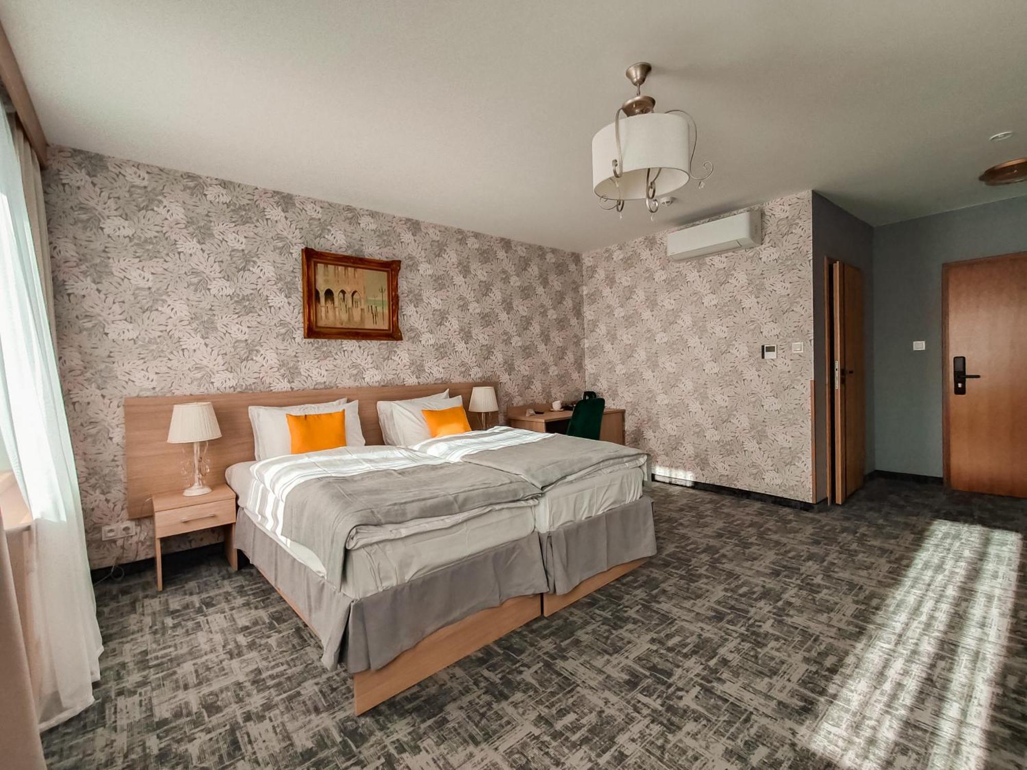 Sztuka Smaku - Restauracja I Hotelik Świdnica 外观 照片